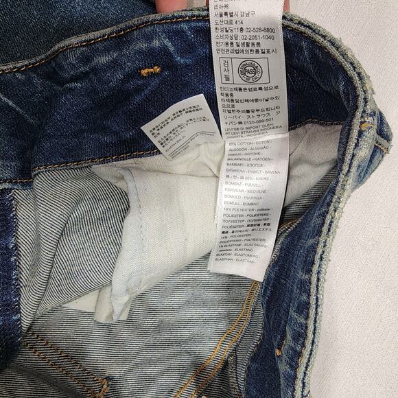 Levi's ribcage Bell super high rise size W31''x L32'' - Picture 6 of 10